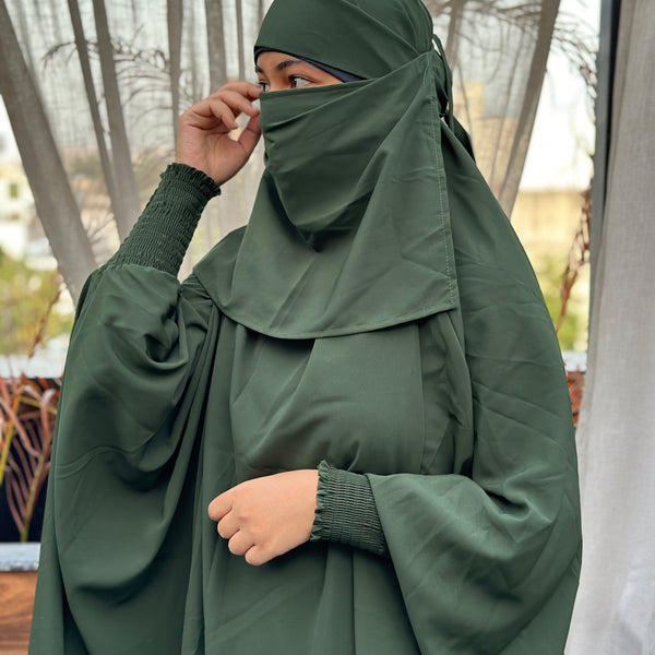 Three Piece green Jilbab Set (Scarf , niqab, skirt)